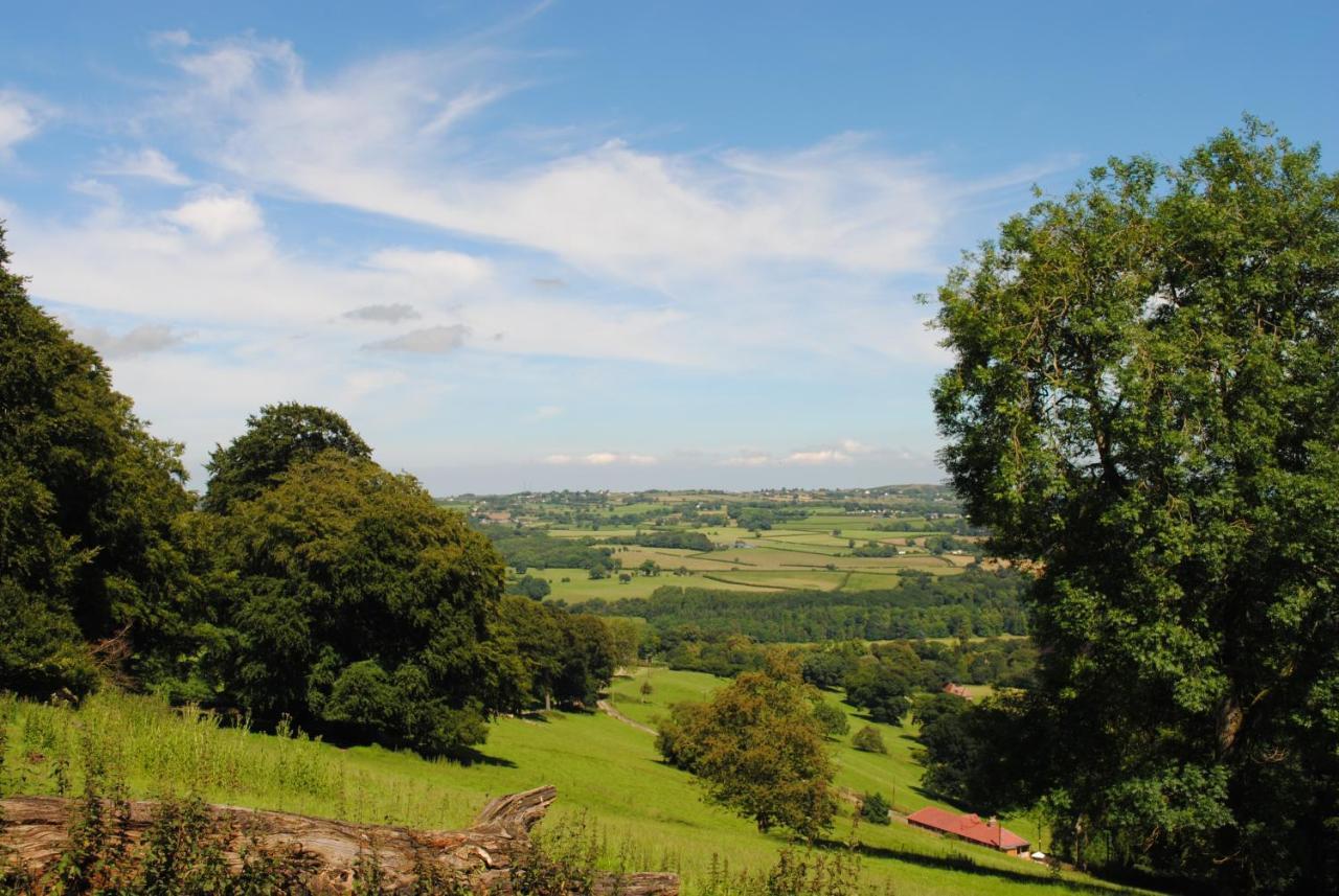 Penbedw Uchaf Estate - Rural Retreats, Tennis โมลด์ ภายนอก รูปภาพ