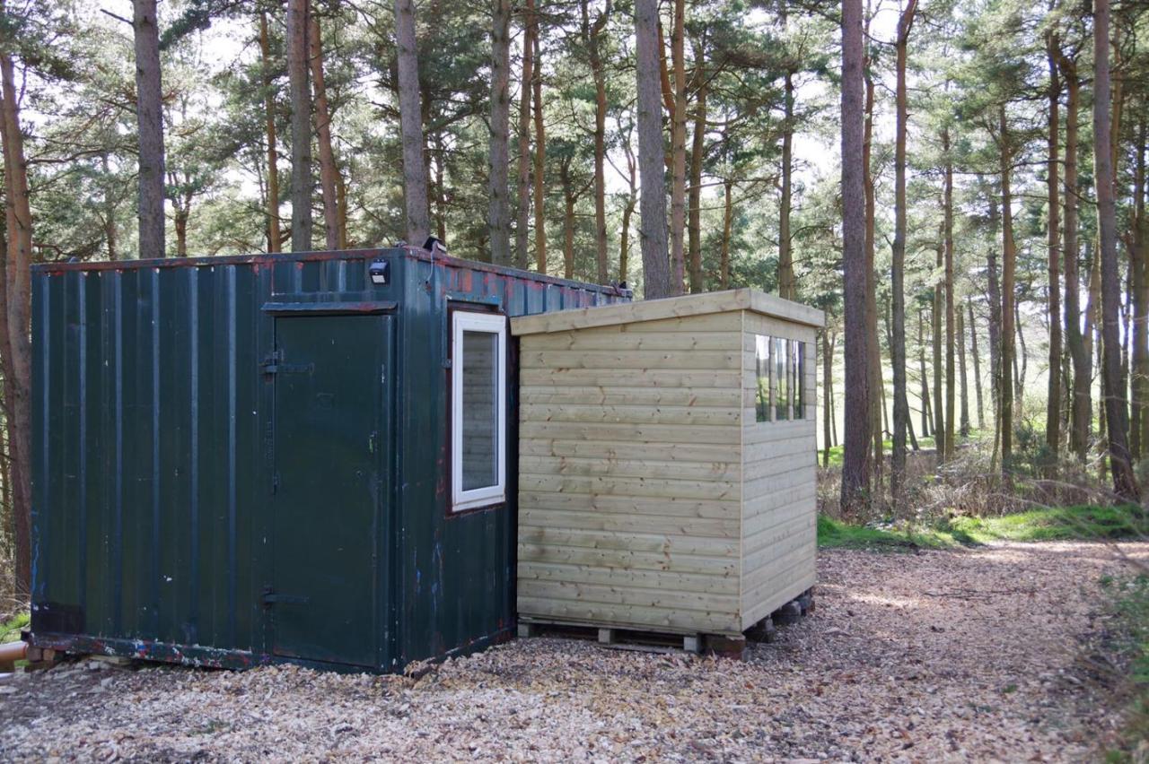 Penbedw Uchaf Estate - Rural Retreats, Tennis โมลด์ ภายนอก รูปภาพ